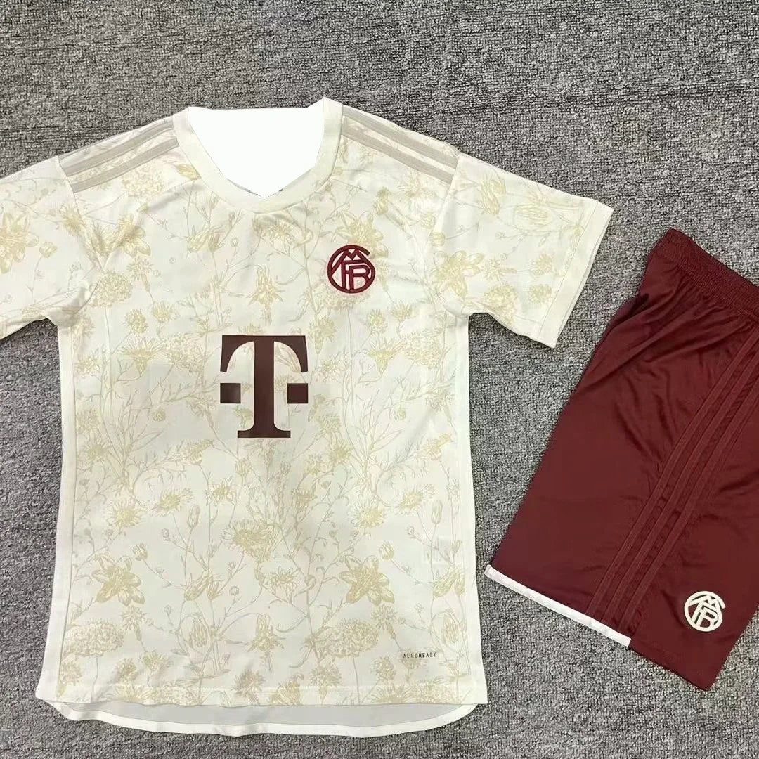2025 Summer Bayern Munich Football Jersey Adult Men's and Children's Parent-child Short-sleeved Shorts Sports Training Set