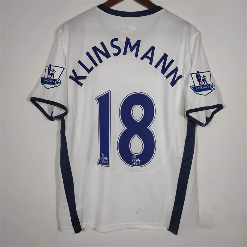 08-09 season Tottenham home white short-sleeved retro jersey No. 3 Bell No. 18 Klinsmann football jersey An undefined current