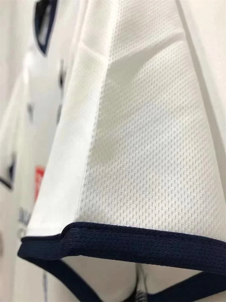 08-09 season Tottenham home white short-sleeved retro jersey No. 3 Bell No. 18 Klinsmann football jersey An undefined current